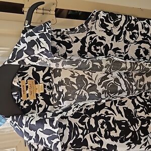 Beautiful short sleeve top size 10